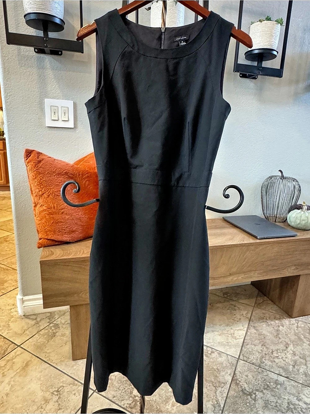 Ann Taylor Black Sleeveless Maxi Dress Size 8